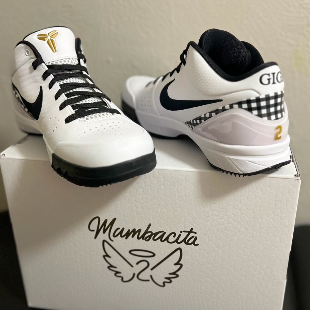 Nike Kobe 4 Protro Mambacita Gigi
